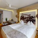Adler Hotel