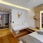 Adler 3*