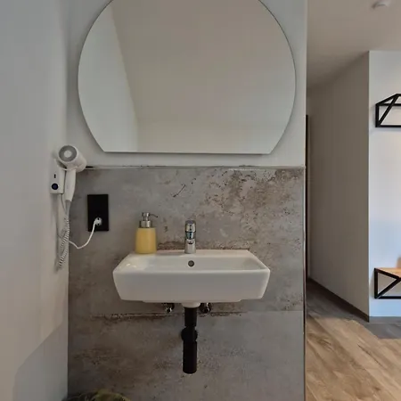 酒店 Adler 哥林素萨尔察赫